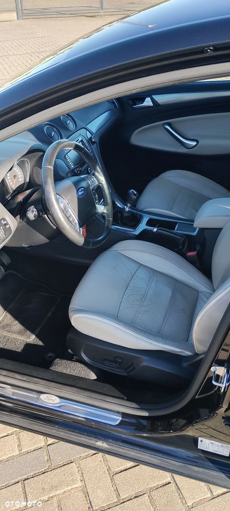Ford Mondeo - 13