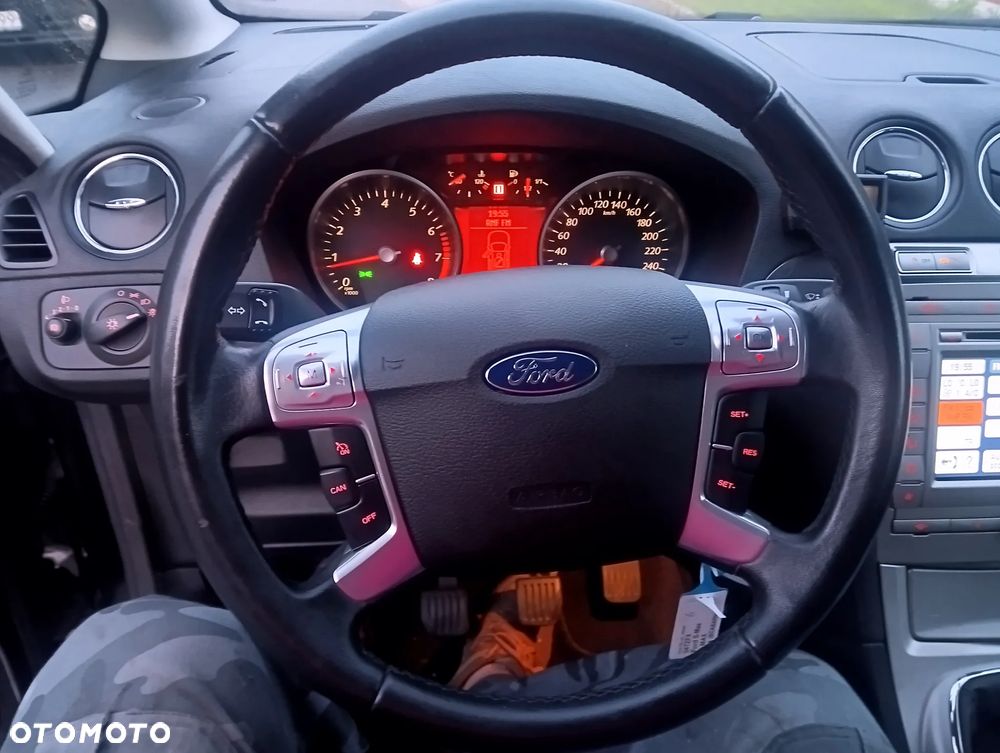Ford S-Max 2.5 Titanium - 10