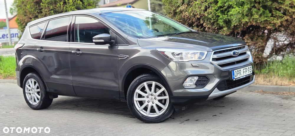 Ford Kuga 1.5 EcoBoost 2x4 Cool & Connect - 17