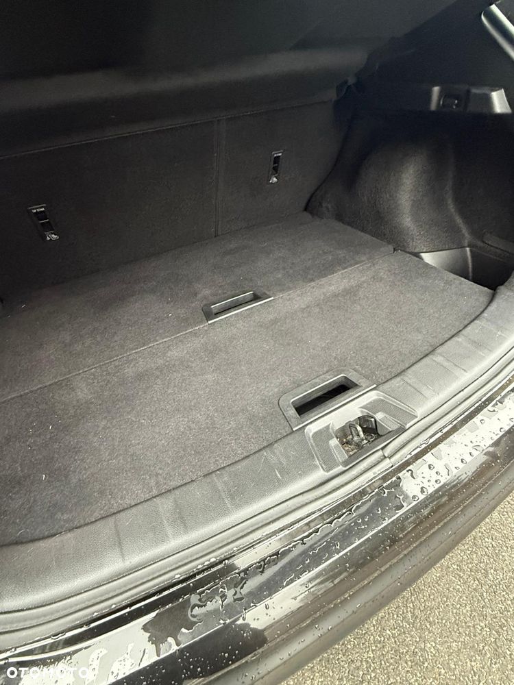 Nissan Qashqai 1.2 DIG-T Xtronic TEKNA+ - 9