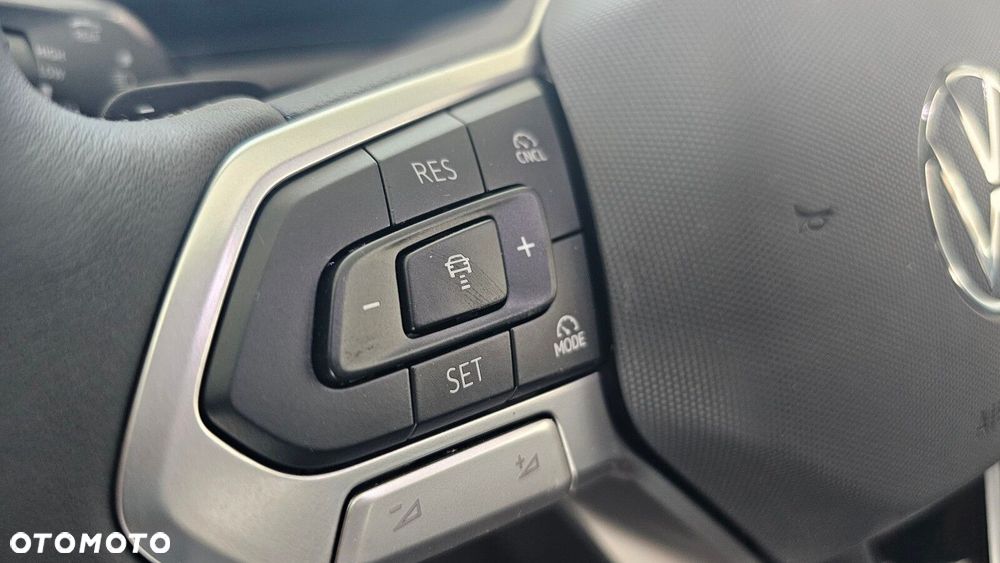 Volkswagen Tiguan - 20