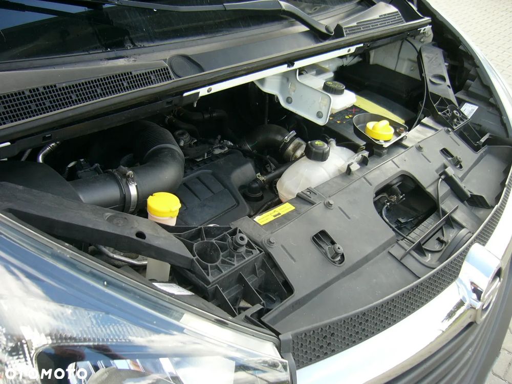 Opel Vivaro Long 1.6 dci 125 Ps EURO6 - 22