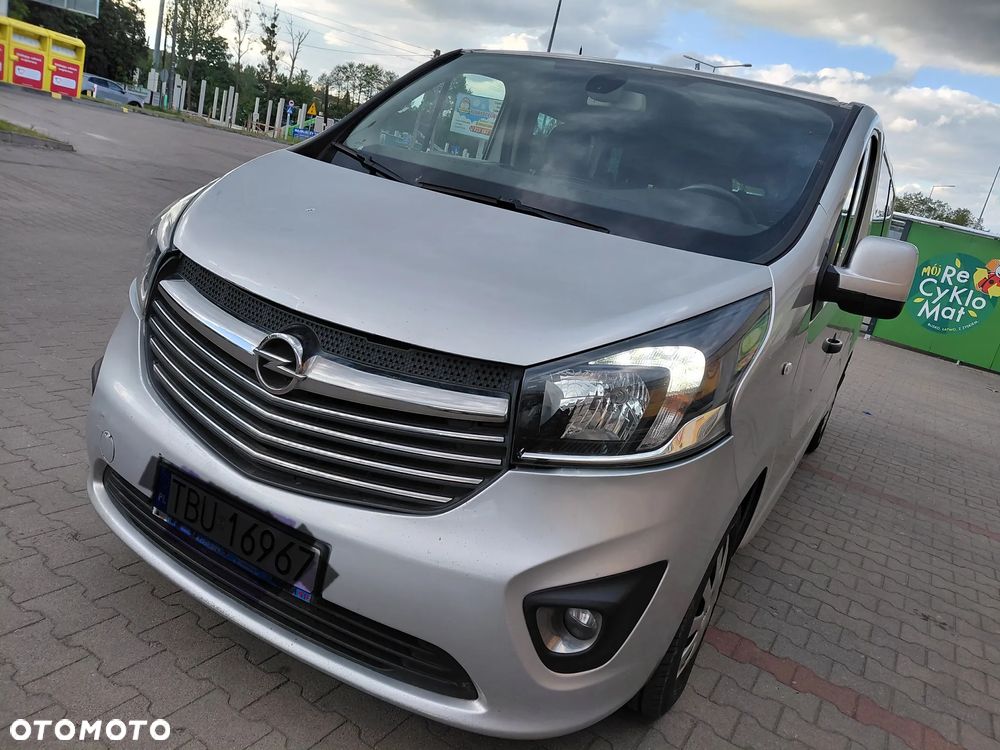Opel Vivaro L2H1 2,9t Elegance Business - 16