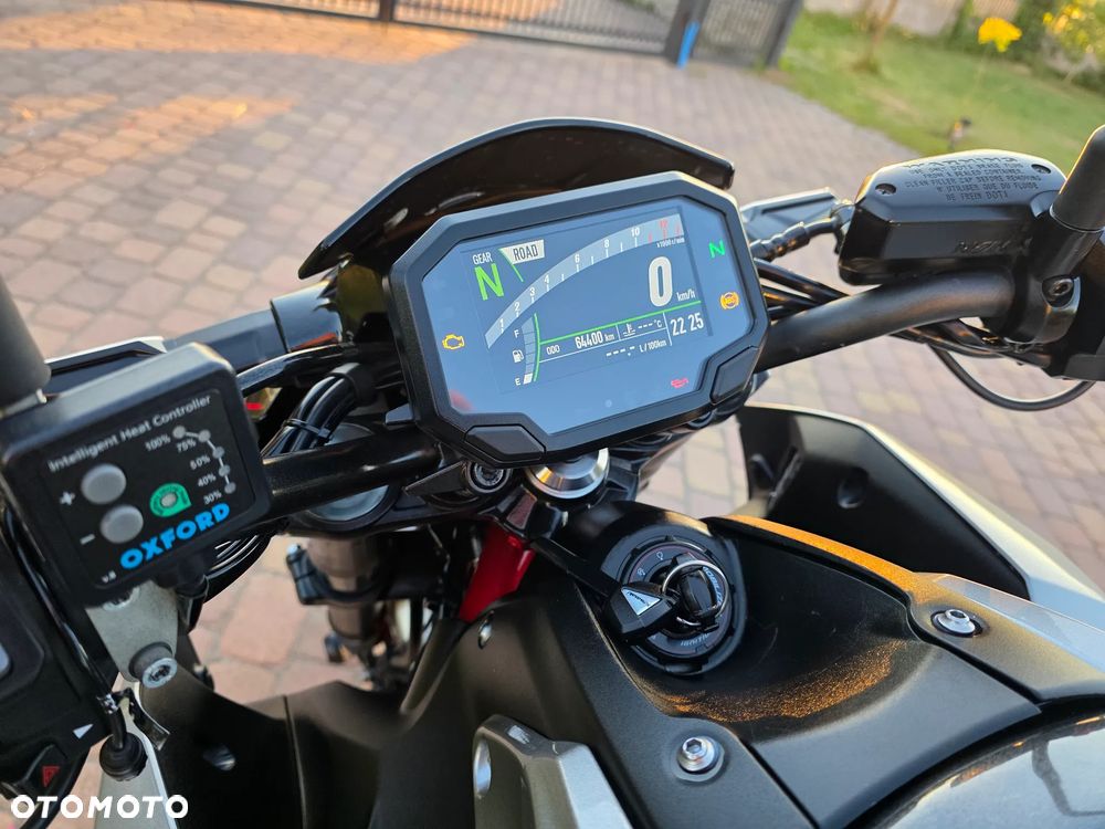 Kawasaki Z 900 - 24