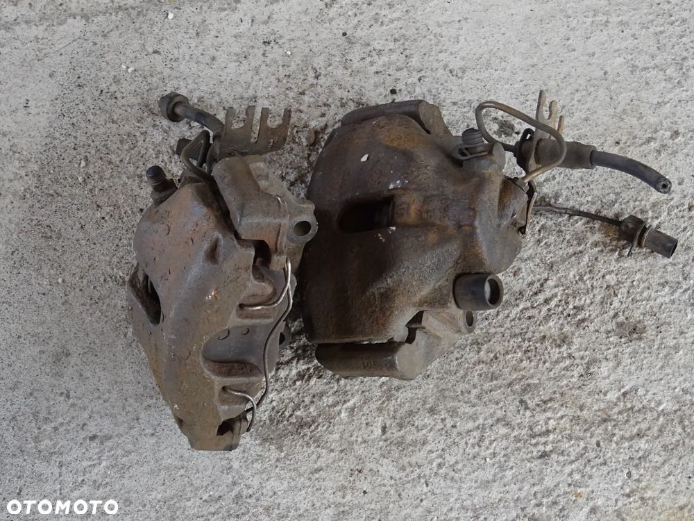 AUDI A6 C5 2,5 ZACISK HAMULCOWY HAMULCA PRAWY LEWY PRZÓD 57mm - 5