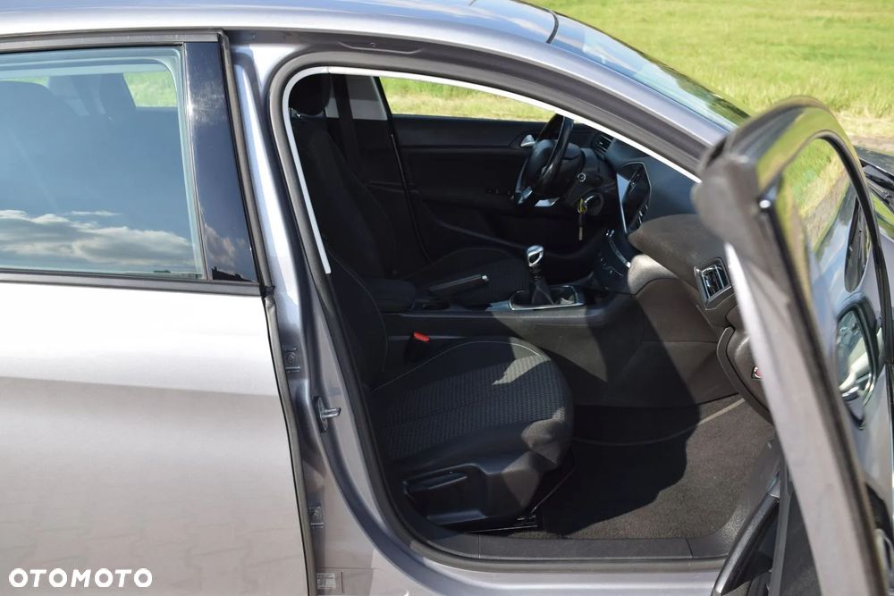 Peugeot 308 1.6 BlueHDi Active S&S - 21