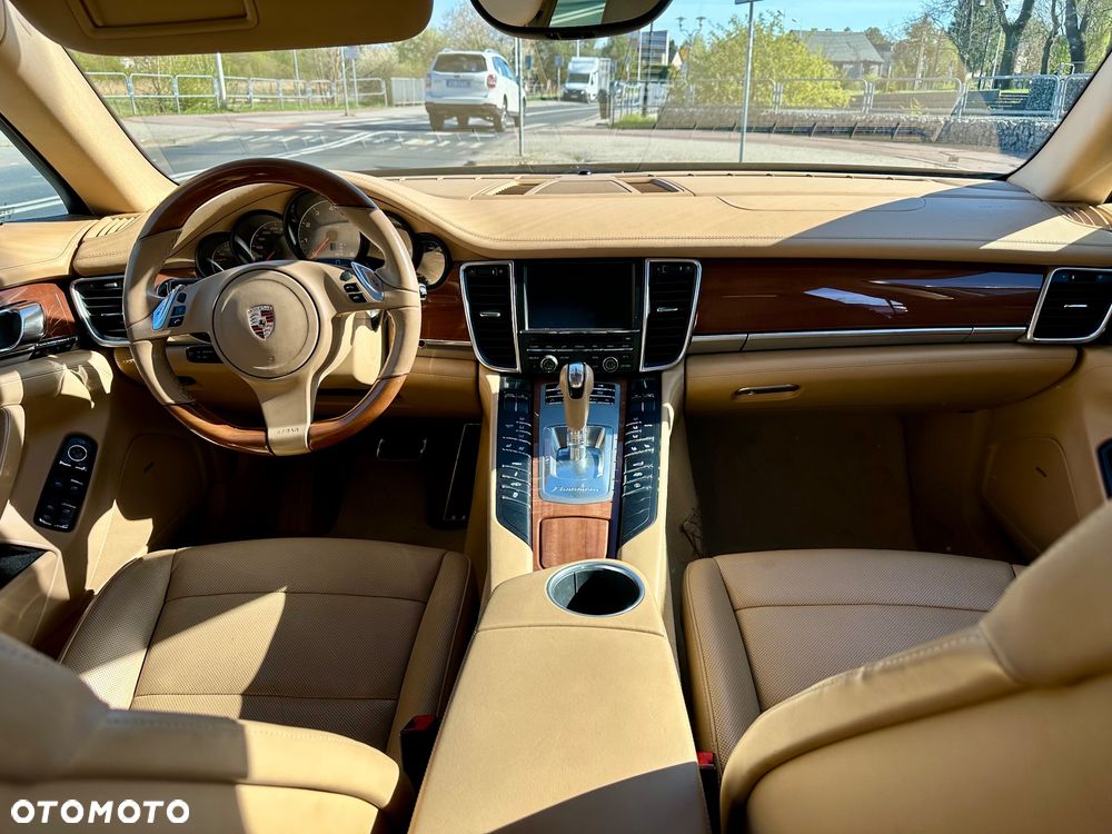 Porsche Panamera S PDK - 7