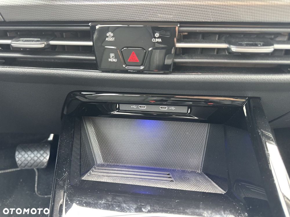 Volkswagen Golf Variant - 29