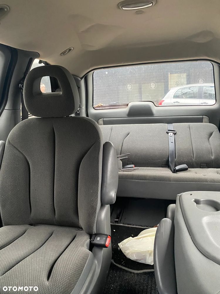 Chrysler Grand Voyager - 4