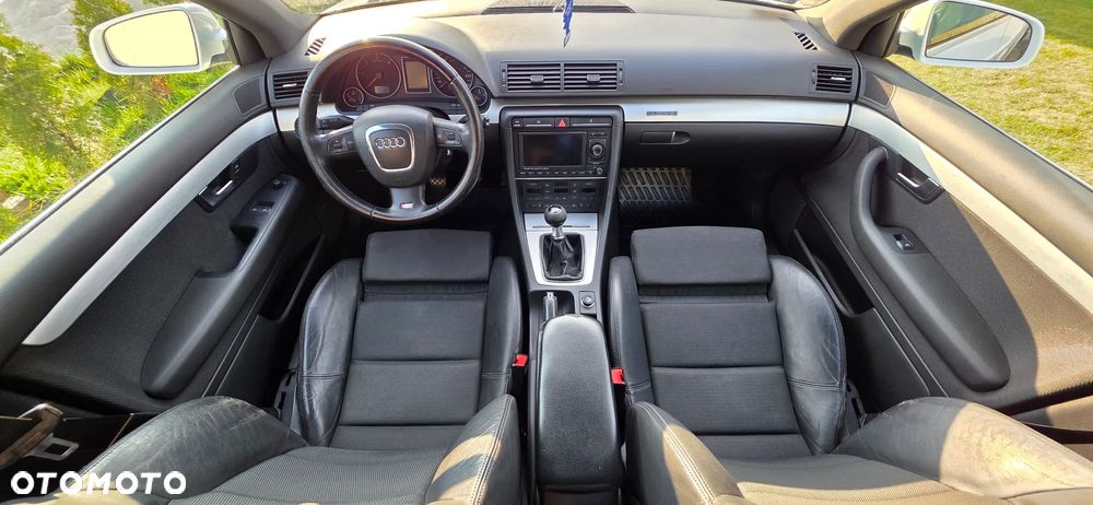 Audi A4 Avant 2.0 TDI DPF quattro - 5