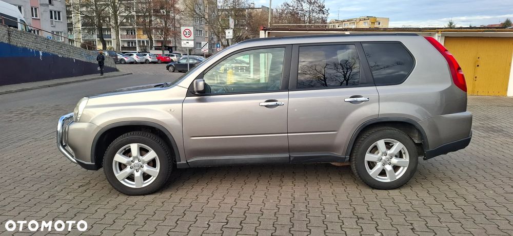 Nissan X-Trail 2.0 dCi 4x4 DPF Automatik Platinum - 6