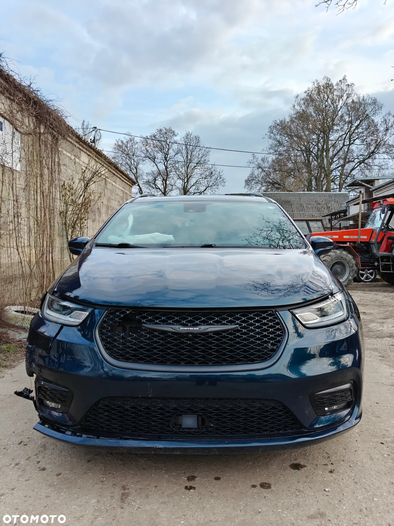 Chrysler Pacifica - 5