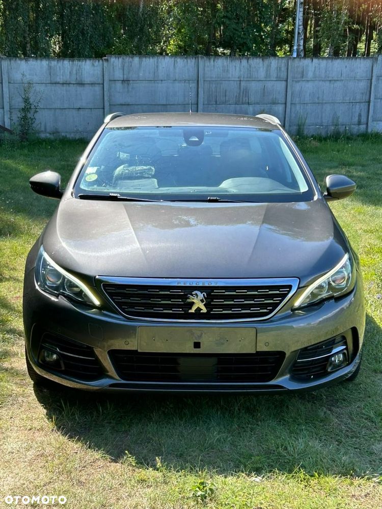 Peugeot 308 - 24