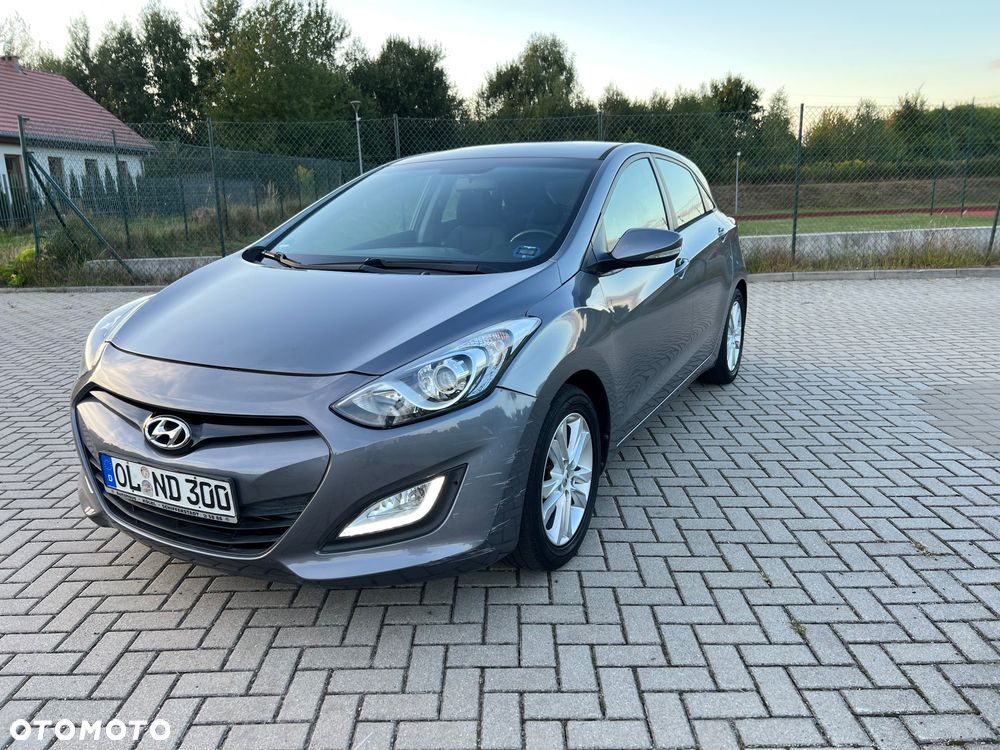 Hyundai i30 1.4 Premium - 1