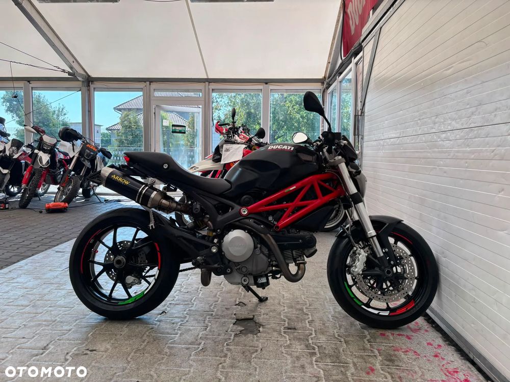 Ducati Monster - 18