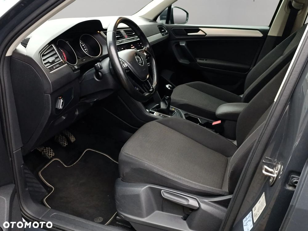 Volkswagen Tiguan 1.5 TSI EVO Comfortline - 9