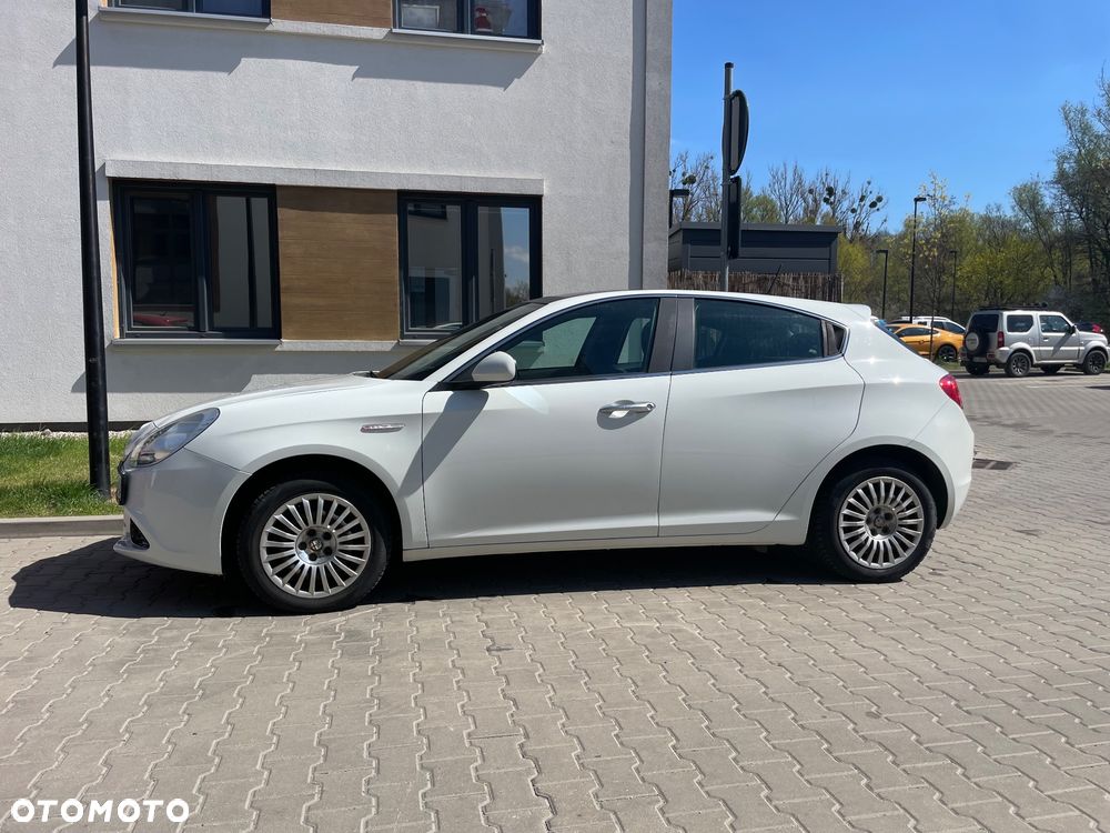 Alfa Romeo Giulietta 1.4 TB Distinctive - 4