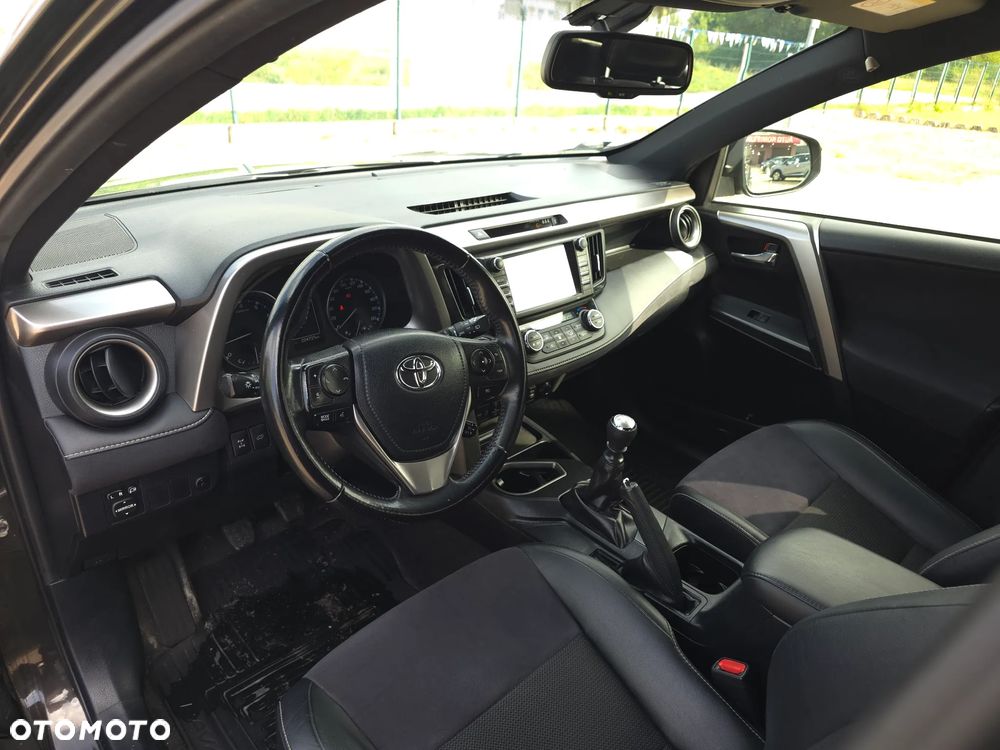 Toyota RAV4 2.0 Premium - 19