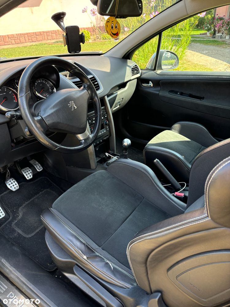 Peugeot 207 RC - 4