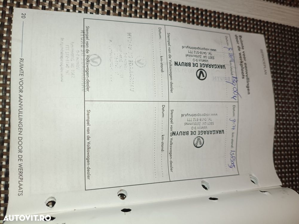 Volkswagen Passat 1.6 Comfortline Family - 17