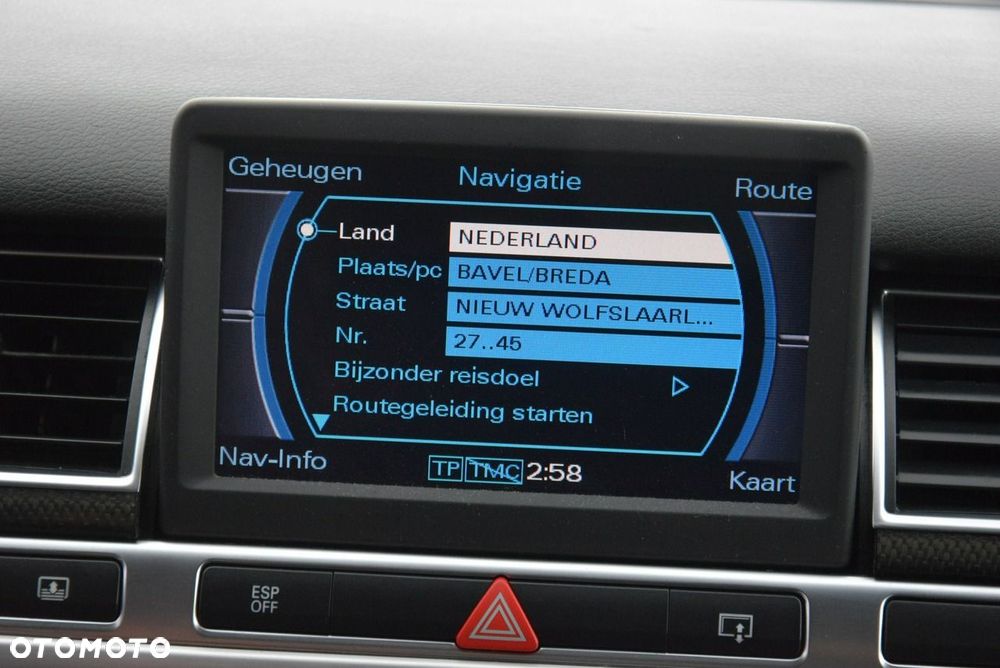 Audi S8 - 34