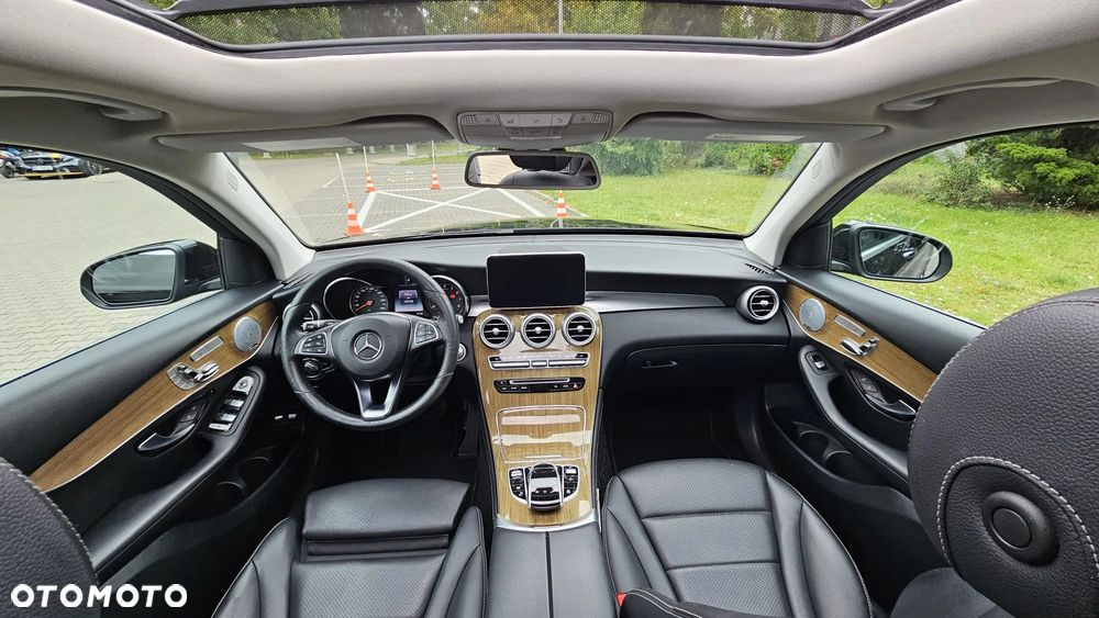 Mercedes-Benz GLC - 16