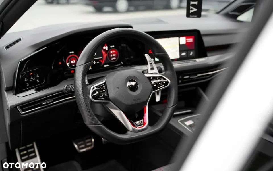 Volkswagen Golf VIII 2.0 TSI GTI DSG - 18