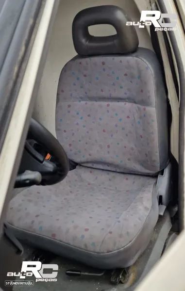 Nissan Vanette Cargo Van para peças - 8