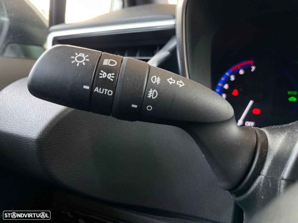 Toyota Corolla 1.8 Hybrid Comfort - 16