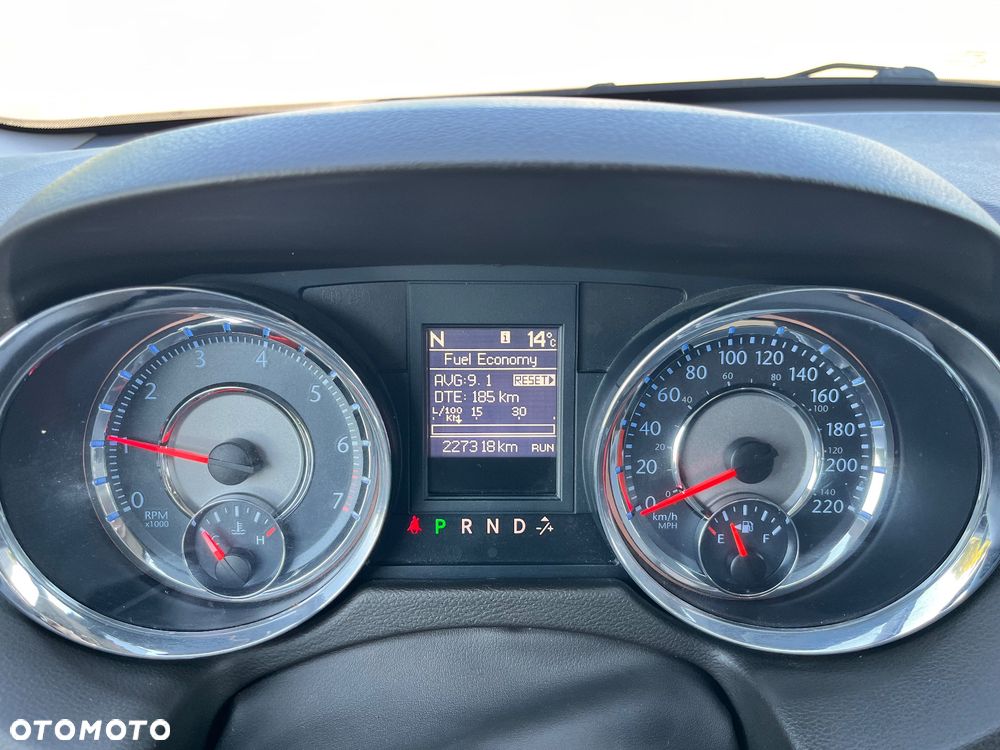 Lancia Voyager 3.6 Platinum - 29