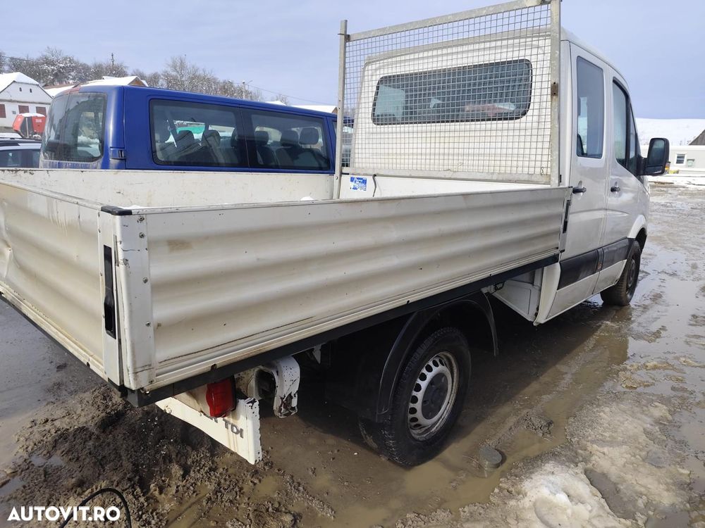 Volkswagen Crafter - 2