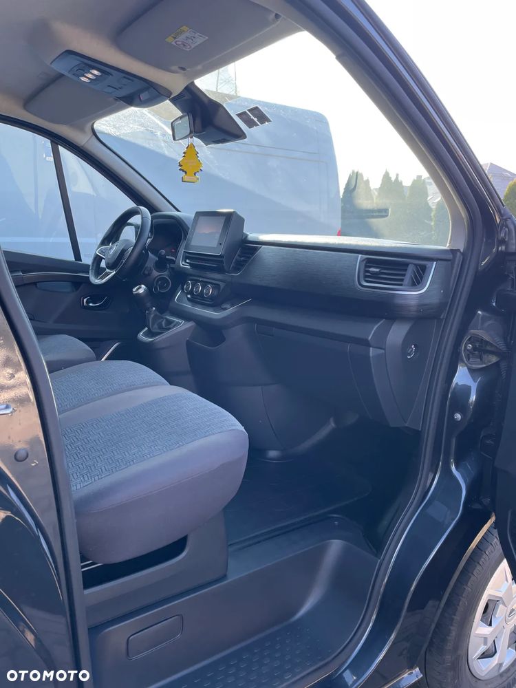 Renault Trafic - 14