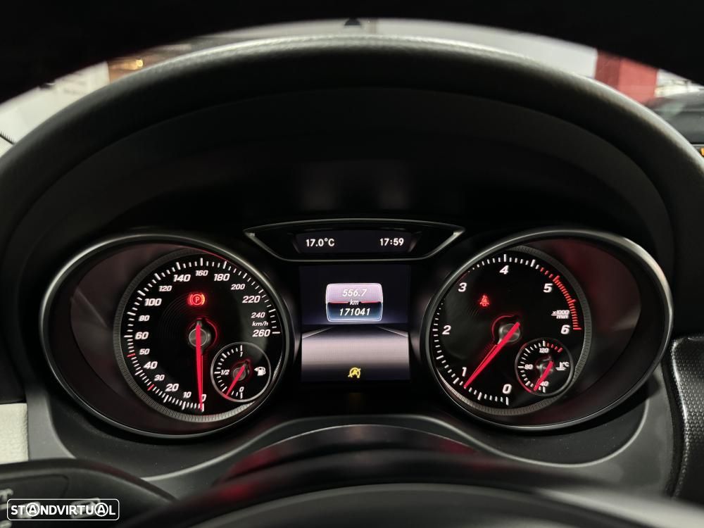 Mercedes-Benz CLA 180 d Shooting Brake Urban - 23