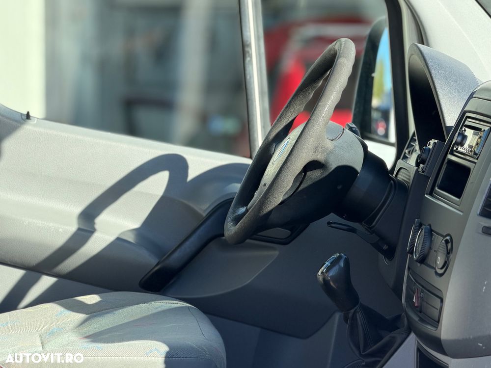 Volkswagen CRAFTER - 30