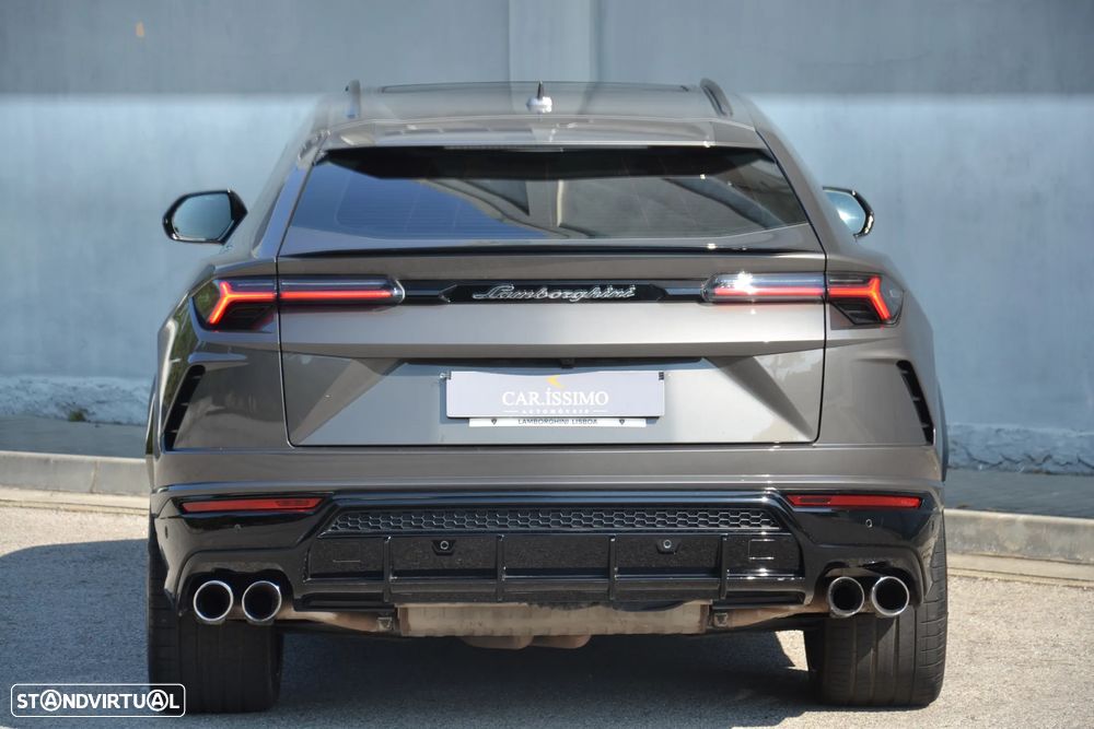 Lamborghini Urus - 10