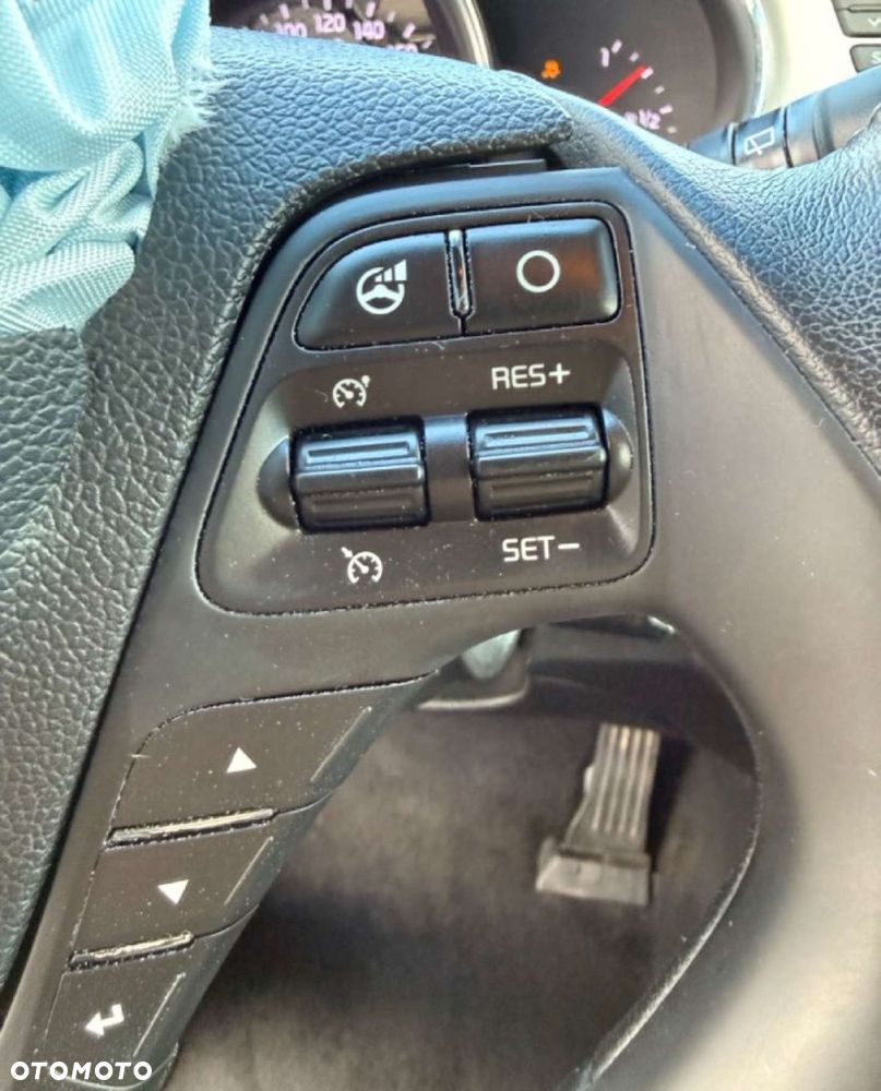 Kia Ceed - 17