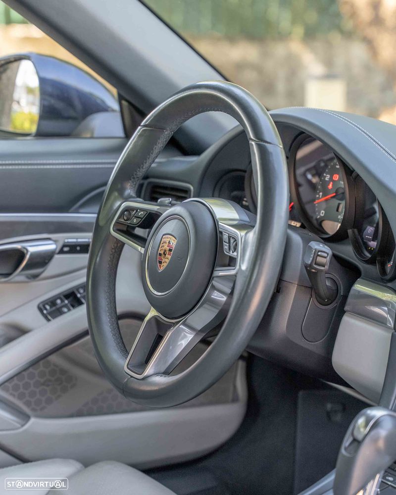 Porsche 911 (991) - 35