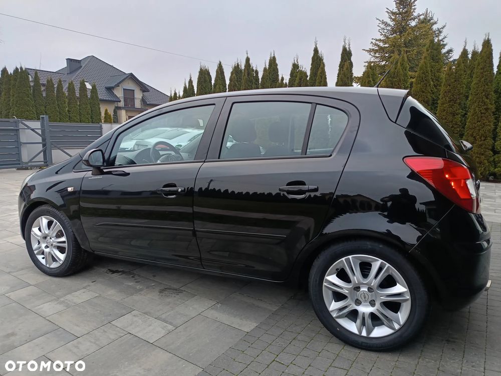 Opel Corsa 1.4 16V Color Edition - 18