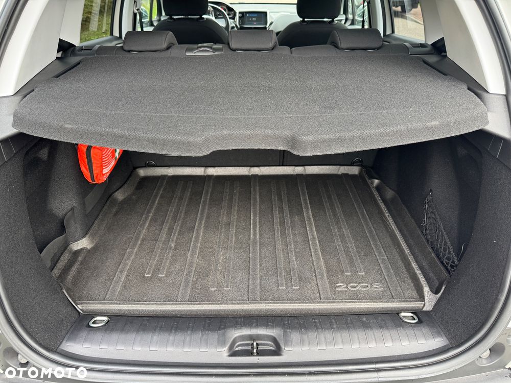 Peugeot 2008 1.2 Pure Tech Style S&S - 33