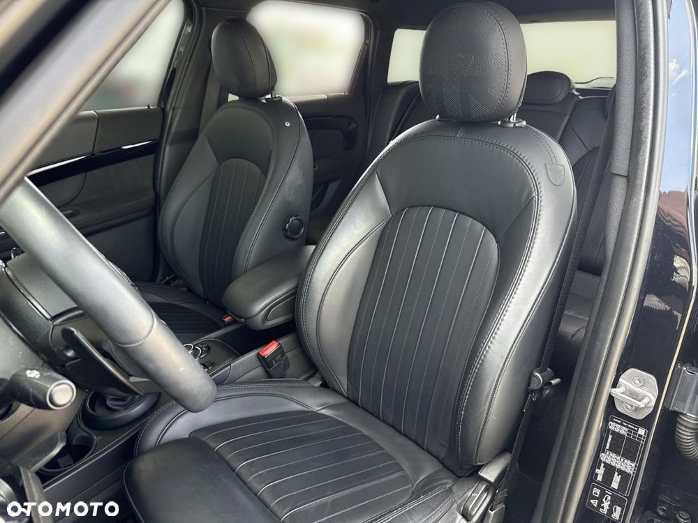 MINI John Cooper Works - 12