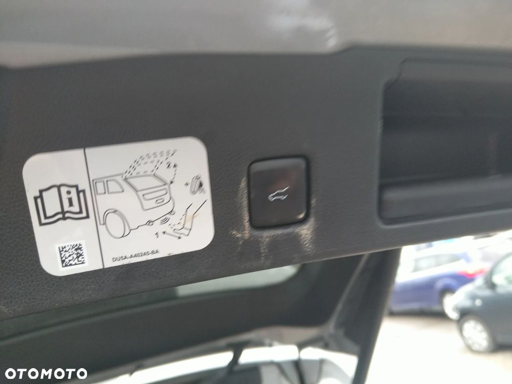 Ford Kuga - 22