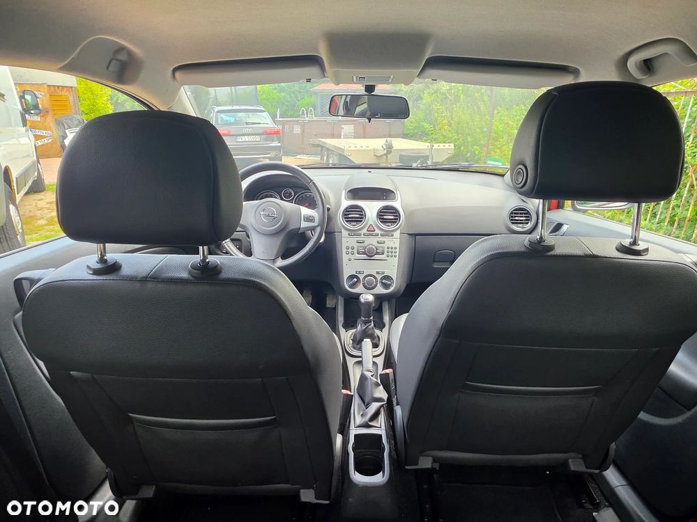 Opel Corsa 1.2 16V Edition 150 - 7