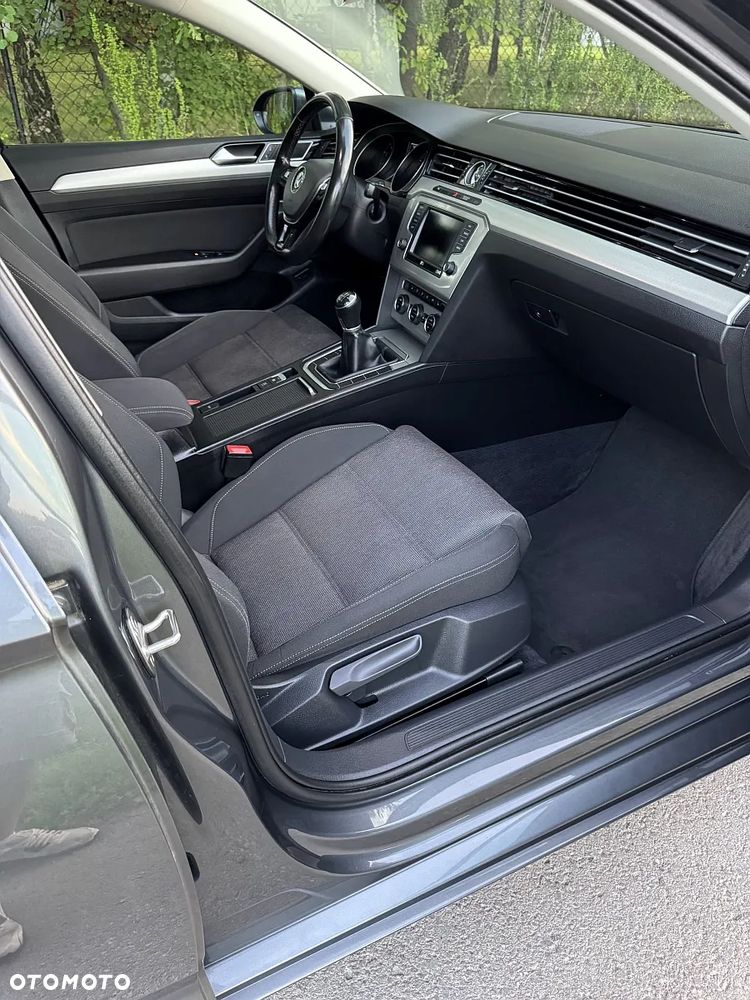 Volkswagen Passat 1.4 TSI ACT (BlueMotion Technology) Highline - 25