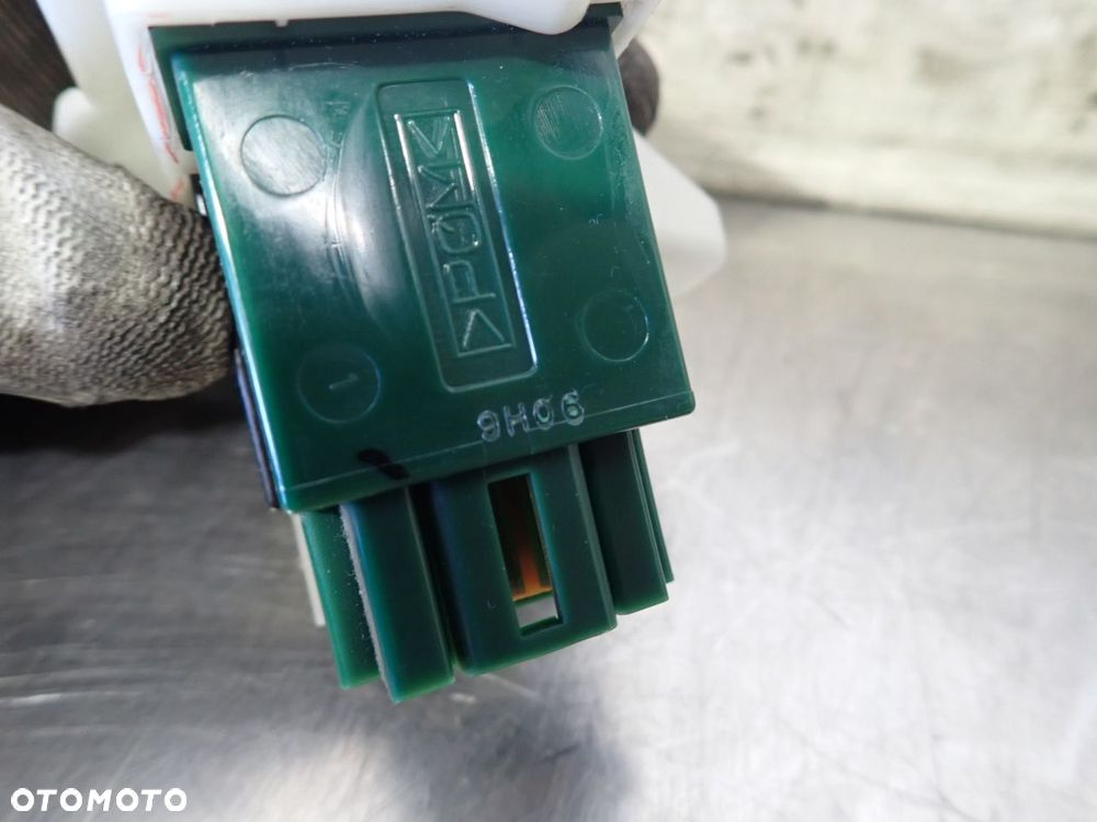PRZEŁĄCZNIK REGULACJI ŚWIATEŁ MITSUBISHI LANCER VIII - 4