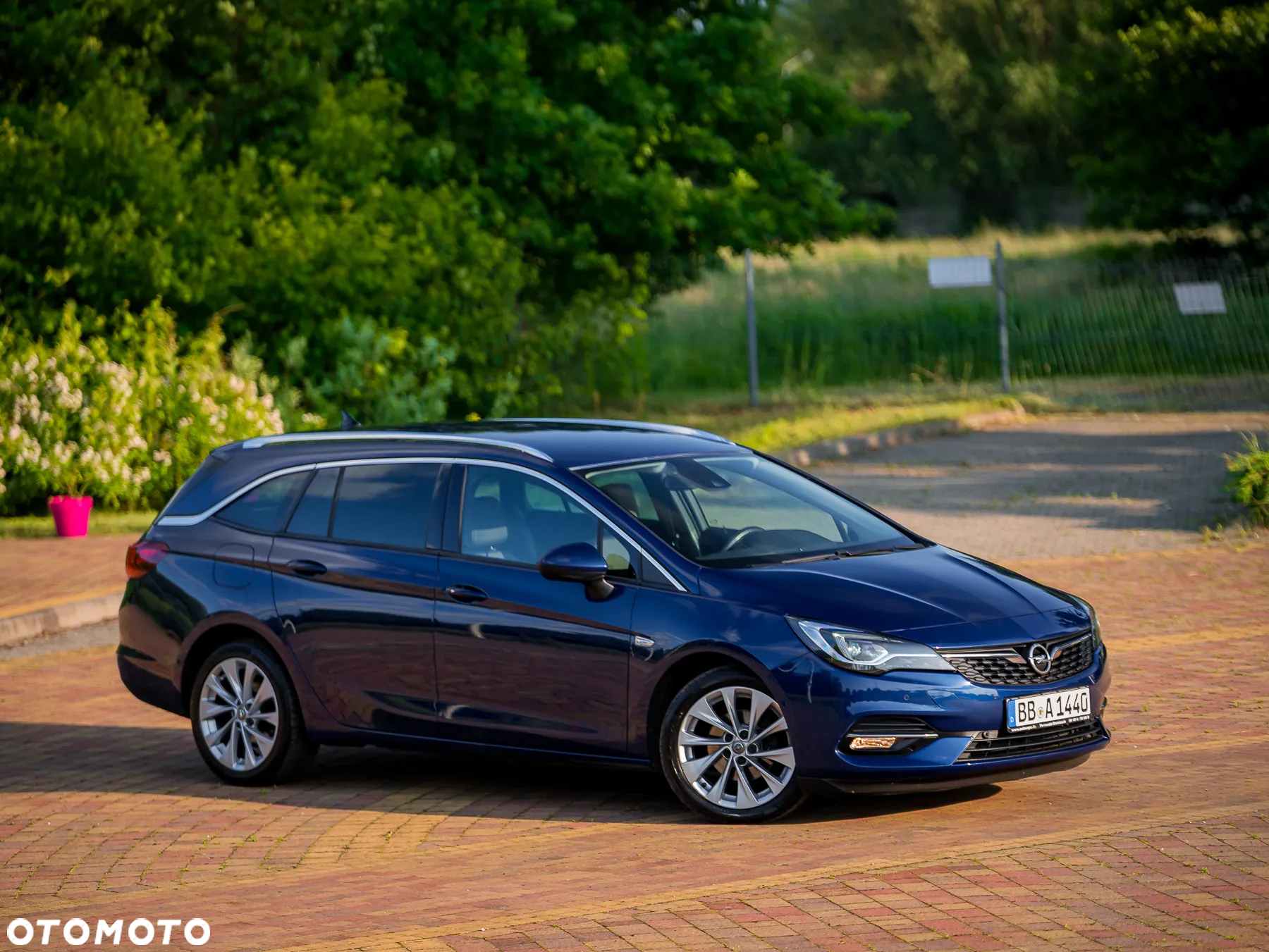 Opel Astra 1.5 D Start/Stop Sports Tourer Business Elegance - 4