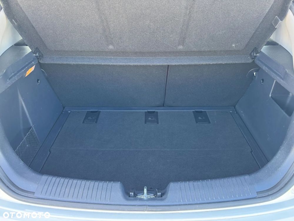 Kia Rio 1.2 Dream Team Edition - 19
