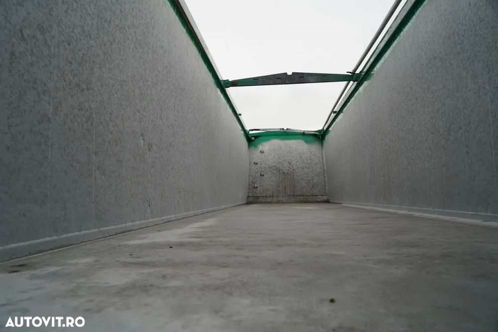 Kempf BASCĂLĂ KEMPF 60m³ / UȘĂ CLAPETĂ / AXĂ RIDICATĂ / 2021 - 14