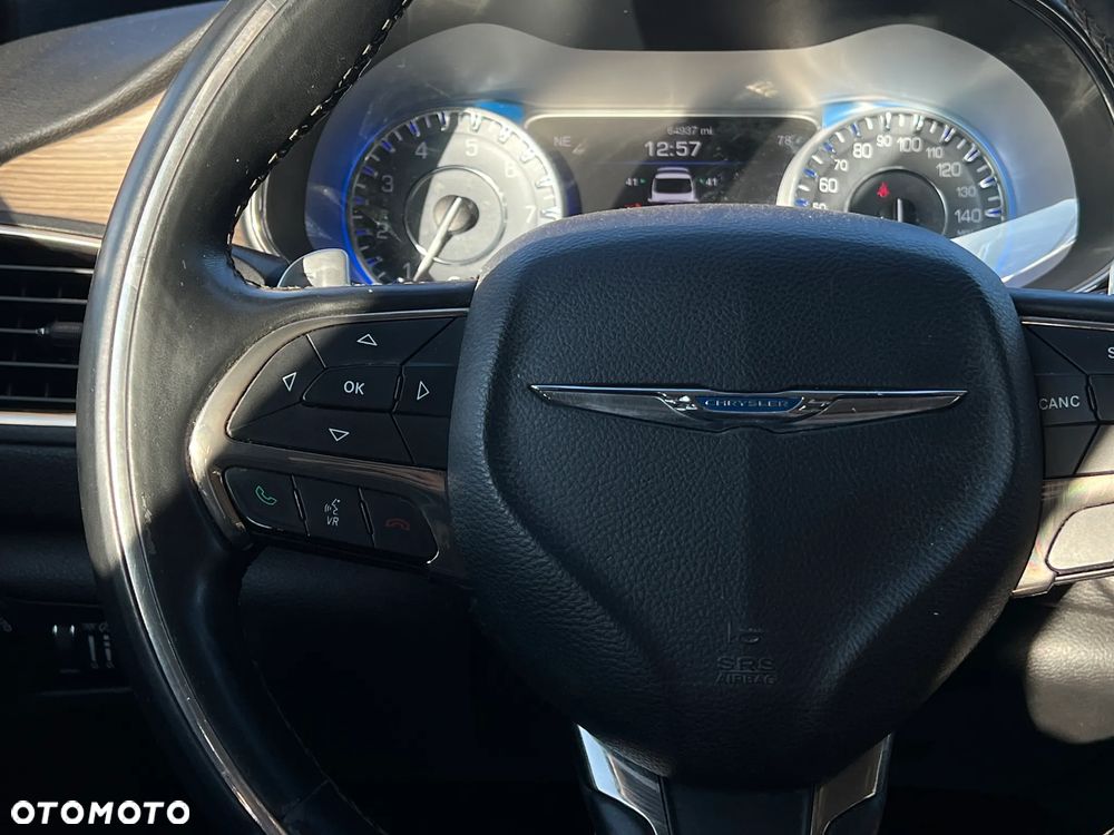Chrysler 200 - 14