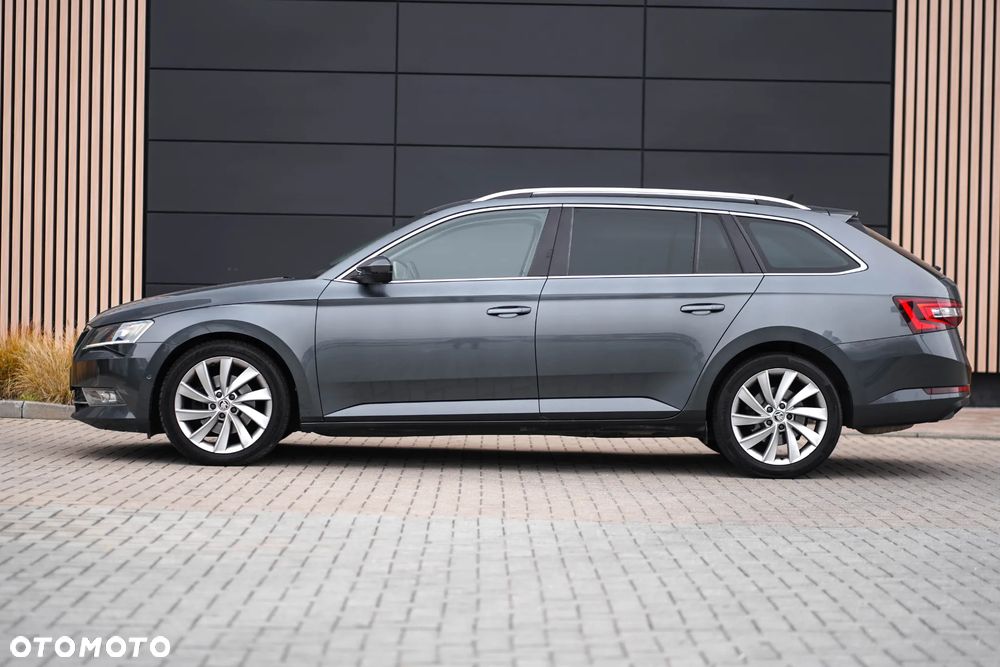 Skoda Superb 2.0 TDI SCR Style DSG - 3