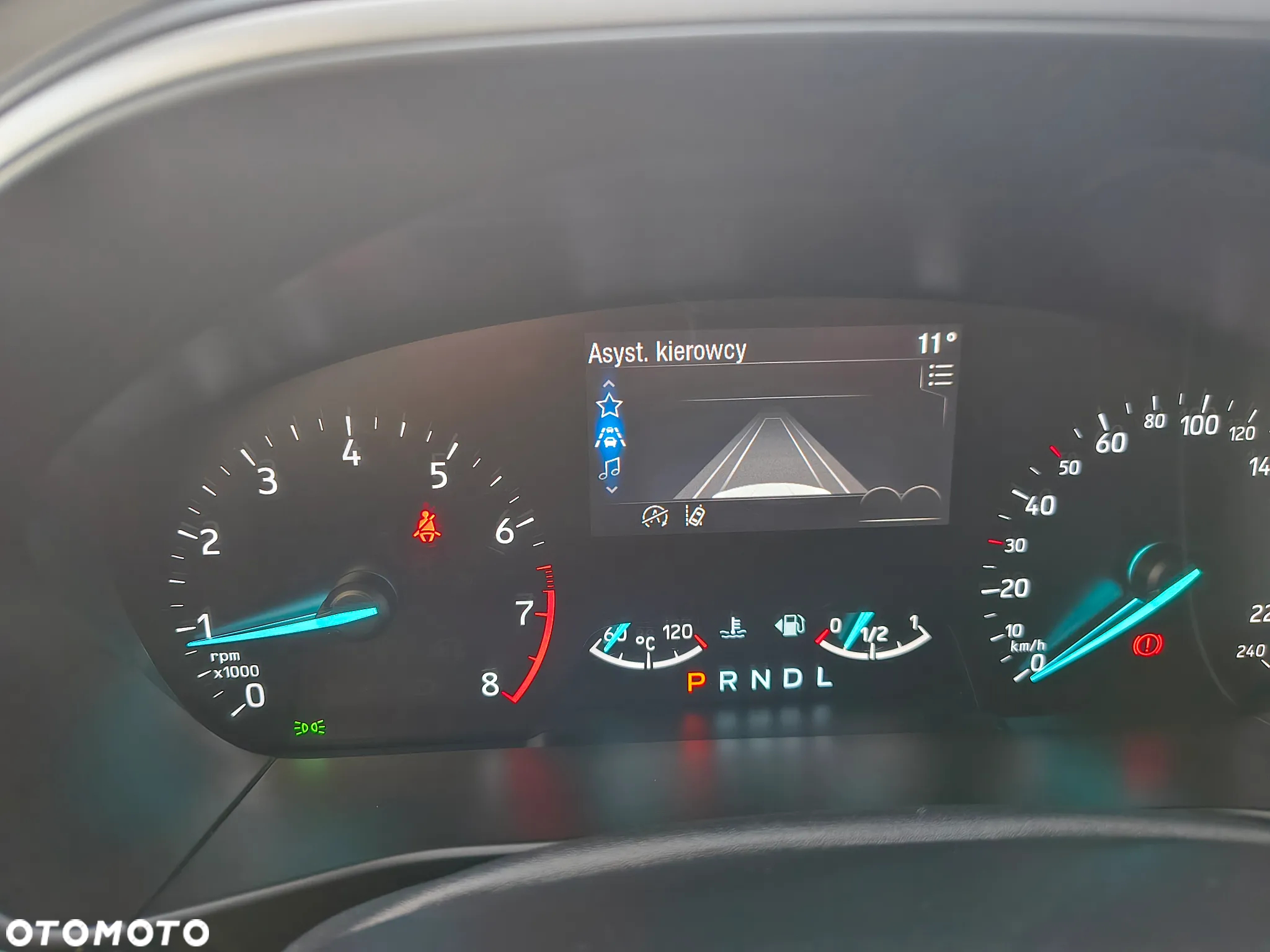Ford Focus 1.0 EcoBoost Hybrid ACTIVE - 20